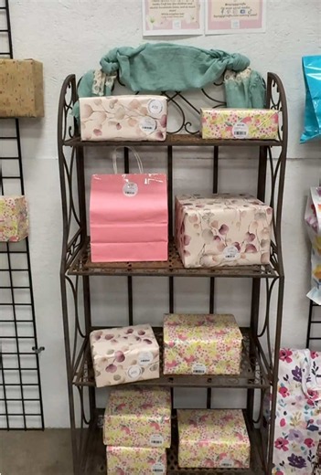 Vendor Spotlight: Squiggly Crafts | C24 🛍️ #BlockCity #VendorSpotlight #SquigglyCrafts