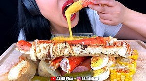 ASMR Phan | ASMR EATING SOUNDS. Seafood Boil with King Crab and Cheese Sauce! Who would’ve thought cheese would be good on so many things! As much as i... | Instagram