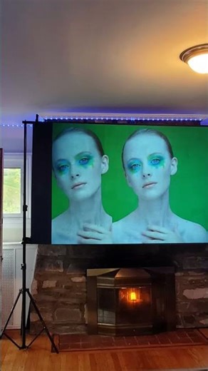 Why grey and white projector screens can never be on this level!