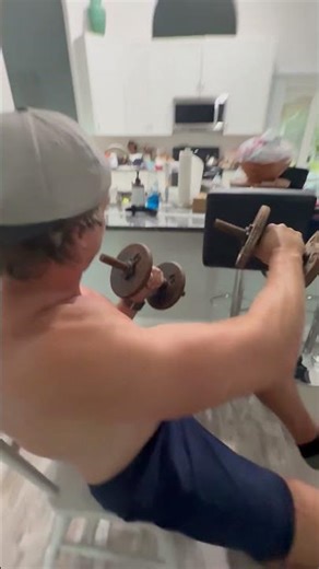 Cross body punch with leg extension