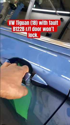 VW Tiguan (18) front door won’t lock.#tiguan with b122b#18 tiguan front doors #new tiguan doors.