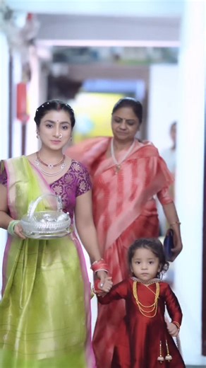 Neha Marda on Instagram: "Happy Diwali 🙏"