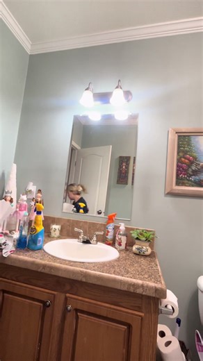 When the mess is up high, we rise to the occasion ❤️🫧🪜 Deep clean means every inch ✨ #SarahsCleaningServices #cleantok #fypシ #sarahscleaningservices #sarahscleaningservice