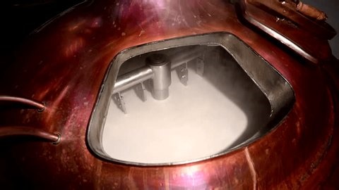 clip-3962356151-full-process-brewing-beer-private-craft-brewery