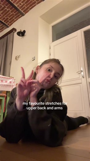 Easy Upper Body Stretch for Flexibility