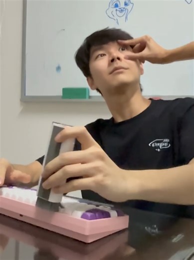 Exploring Ocean Eyes Keycap Designs