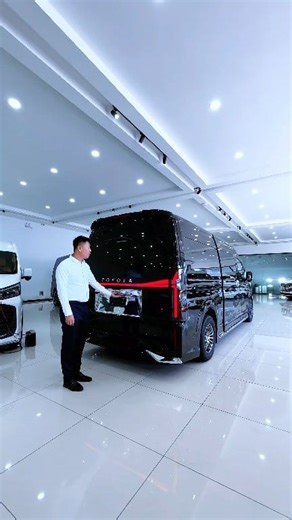 118K views · 2.3K reactions | Caesar 'Kaiser' Crown Edition Toyota Hiace 9-seater luxury commercial vehicle #ToyotaHiace | Auto Sledge | Facebook