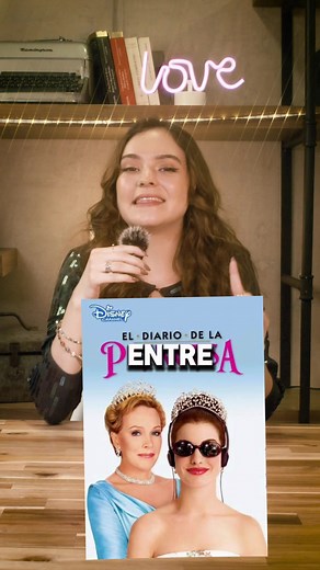 El diario de una princesa marcó nuestra infancia, y como toda película tiene escenas que quitaron pero que igual nos encanta ver Es bellísimo ver más detalles de esta película en especial cuando ya se va a empezar a grabar la tercera #diariodeunaprincesa #princessdiaries #mia #aneehathaway #miathermopolis #genovia #julieandrews #curiosidades #funfacts #funfacts #escenaeliminada #mandms #pizza #foryou #foryoupage #embi #embichannel