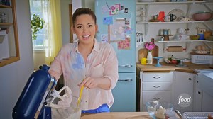 Molly Yeh is celebrating her daughter's birthday with an epic tie-dye cake that's *tutu* cute! 🎂✨ NEW #GirlMeetsFarm > Sunday at 11a|10c. Subscribe to discovery to stream the series: https://links.discoveryplus.com/Lx2ABWTdygb #discoveryplus Get the recipe: https://foodtv.com/3yol9ej | Food Network