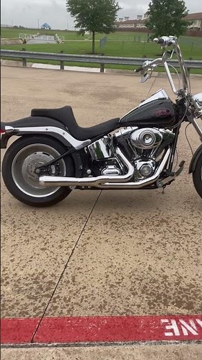 Harley FXSTC Softail Custom with Bassani Road Rage 2 into 1 exhaust.