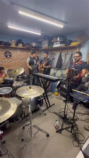Intentando recordar este clásico del poder del norte #Aella #Ensayo #musicanorteña | Azierto Norte