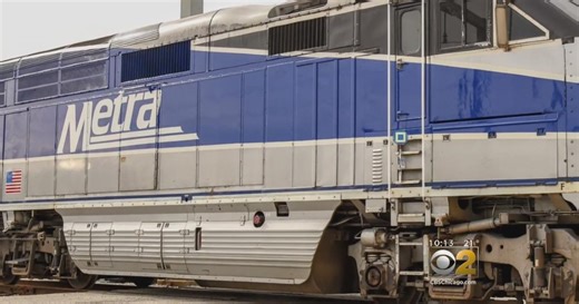 Man dead after being hit by Metra train in Elmhurst