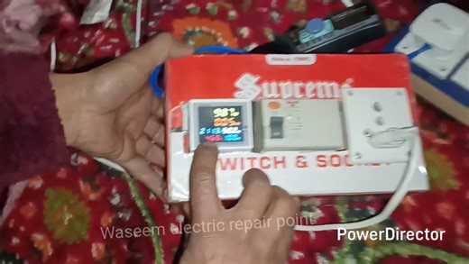 ✅ Branded electric blanket mein jo wattage likha hota hai, agar 150W likha hai to actual bhi 150W hi nikalta hai aur wo proper inverter par safely chalti hai ✔️ ⚠️ Local electric blanket ka real example: Maine label par 150W dekha, lekin jab energy meter aur clamp meter se reality check kiya, to actual load ~1000W nikla ⚡ Is tarah ka rating mismatch / high watts maine bahut saari local blankets mein test karke dekha hai. | Waseem electric repair point