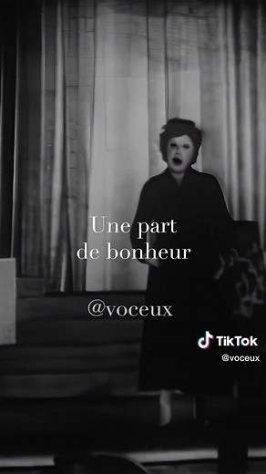 Édith Piaf - La vie en rose#acapella #voice #voceux #lyrics #vocals #edithpiaf #lavieenrose I created this acapella from a live performance Édith did in Paris in 1954. Piaf’s signature song was released in 1945. She also wrote the song.