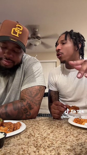 Whos Job is it to check to make sure the food is good? @Iso Treezy DRIVER..OR..PASSENGER?