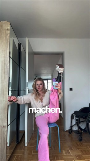 POV: Du willst produktiv sein… aber deine Beine haben einfach 20 % Akku 😭 Hab eine App für meine Beine… wusstest du das? Bitte sagt mir, ich bin nicht die Einzige, die ständig vergisst, irgendwelche wichtigen Dinge zu laden🙃 #disabled #prothese #amputee