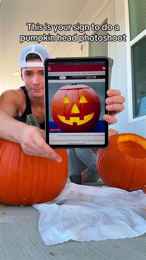 Pumpkin Head Photoshoot 🎃 Results at the end! #pumpkin #photoshoot #pumpkinhead #pumpkincarving