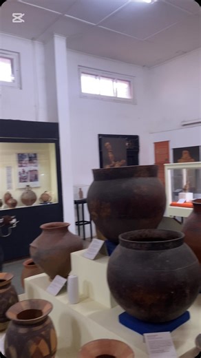 We were honored to host writers from the Library of Africa and the African Diaspora at Adenta, Ghana last week! 📚🏛️ Together, we explored the rich cultural heritage of Ghana.🇬🇭 We’re thrilled to share our passion for preserving and promoting African history and culture with like-minded individuals. 🙌 Thanks for visiting us! We look forward to future collaborations! #MuseumOfArchaeology #LibraryOfAfrica #AfricanDiaspora #Ghana #CulturalHeritage #AfricanHistory | Museum of Archaeology, Univer
