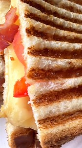 Check out the TTC Café (Bldg. 950) for breakfast, lunch and snack options. You can also satisfy your Starbucks cravings since the TTC Cafe is an authorized purveyor of Starbucks® coffee. Visit bit.ly/TTCdining for more dining info. | Trident Technical College