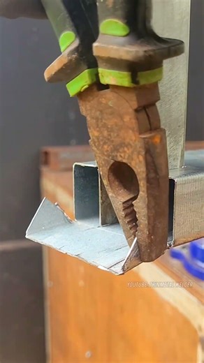 Thin metal brilliant connection trick