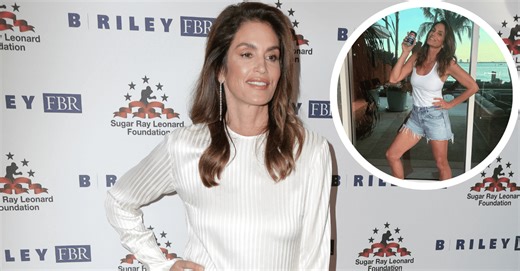 Cindy Crawford Recreates Iconic 1992 Pepsi Commercial