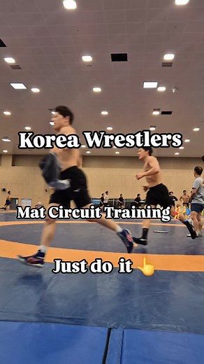 Wrestling_physio 🇰🇷레슬링 국가대표팀 트레이너•물리치료사 | Korea Wrestlers Mat circuit Training ☠️ ✅️ 3 min Runing ✅️ 1 round Jumping ✅️ 30 seconds x 2 Time Wrestling technique ✅️ 15reps X 2... | Instagram