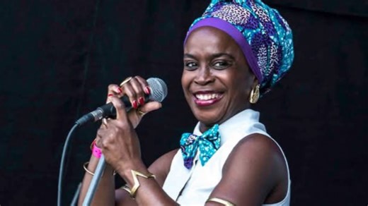 Carine au Micro |  Fri, May 22, 2026, 8:00 pm | Fourth Stage