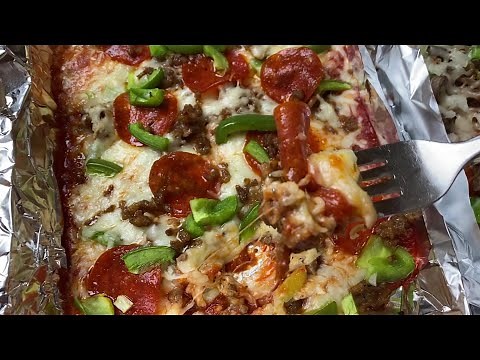 Crustless Pizza (Keto Style)
