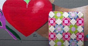 How To Craft A Quilt In An Hour Using Fat Quarters