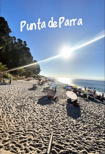Playas lindas de Chile: Punta de Parra 💰 12.000 por el estacionamiento. Si no tienes caminar por un camino de tierra como 2-3k 🫠 Lo bueno, además de ser linda, es que tiene el mejor baño que he visto en una playa y duchas de agua fría. 🌊 También puedes llegar a su playa vecina: Playa El Túnel, por una camino de tierra que está antes, pero después de pagar! Así que puedes conocer 2 playas por ese precio! #puntadeparra #tomé #concepción