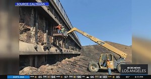 Traffic along I-5 in Castaic snarled due to Route Fire, holiday travelers