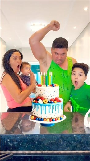 O bolo de aniversário