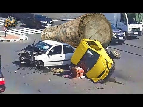 Idiots with Fast Trucks: Heavy Equipment Fails | Extreme Oversized Truck Transport #21