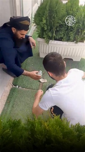 Dr. Abdullatif Ahmed Al Amin | ‎چارەسەرى وەسوەسە باوکێک لە هەولێرەوە مناڵەکەى دەهێنێت بۆ لاى مامۆستای بەڕێز د.عبداللطیف بۆ ئەوەی منداڵەکەی توشی وەسوەسە نەبێت لە دەست نوێژ...‎ | Instagram