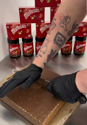 Malteser Millionaires Crispy Slice Recipe