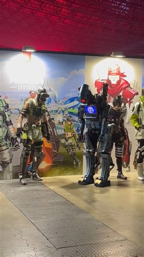 5.5K views · 89 reactions | Octane and Pathfinder烙 Cr：kyohe_cos(TikTok) #pathfinder #ApexLegends #apexcosplay #octane #octanecosplay #malecosplay #cosplayer #cosplay | EZCosplay Costumes | Facebook