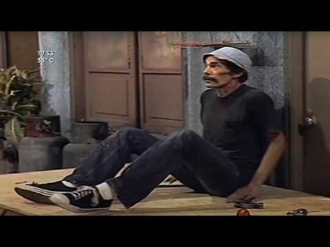 El chavo del 8 capitulos completos - Don Ramón barre el patio #elchavodel8