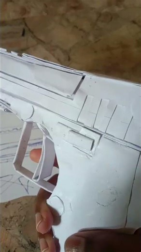 I made a paper desert eagle 🦅 (made by mayur GAMERZ 93)