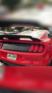 5.9K views · 60 reactions | Locos Con Los Autos: ¡Un vistazo al Mustang Mach One y otros Mustangs clásicos! Brinca para Youtube para que veas nuestro último programa ➡️ https://youtu.be/FlJeXtaAGw4 #LocosConLosAutos #LCLA #DuraStreaming #Dura | Locos con los Autos | Facebook