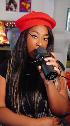 my snowman and me ☃️ #singing #siasnowman #christmasmusic