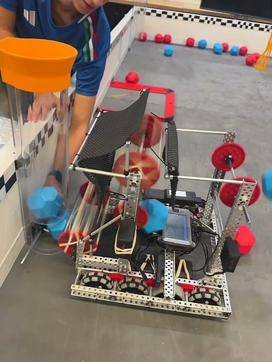 Vex push back initial stages #pushback #robotics #vex #roboticscompetition #testing #competition