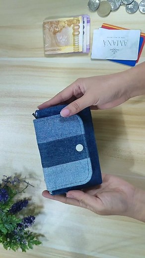 71K views · 816 reactions | DIY Mini Wallet #fbreels #fbviral #diycraft #diyprojects #handmade #sew #viral #trending #handmadecrafts #upcycle | DIY Cheng | Facebook