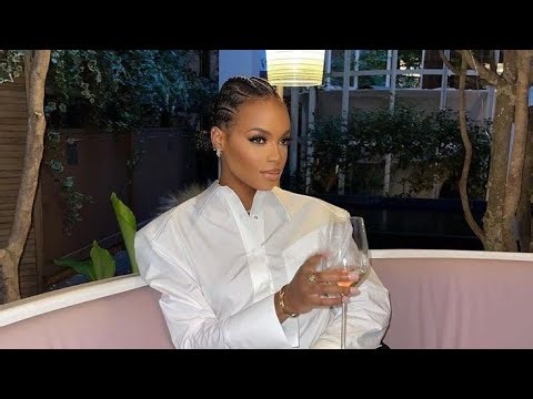 When Beautiful Women Don’t Recognize Their Beauty, It Becomes Dangerous