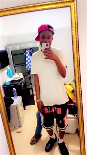 Amnet🧢💫 (@amnet03)’s videos with Very Soon - Fameye