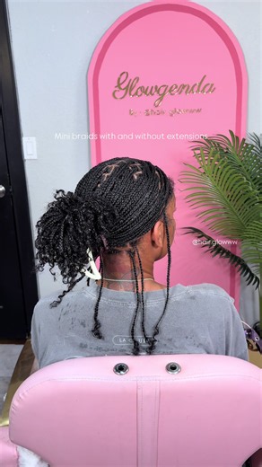 The comparison of mini braids with and without human hair extensions ☺️ (grey top has extensions and black top has no extensions) • • (Hair deets: QVR, 3 pack, 18in, color 1b, link in bio🩷) • • (Gel deets: @breeznbraidz) • • #hairglowww #boho #killeenbraider #twists #braider boho braids braider bohostyle knotlessbraids locs qvrtwists twistsnoextensions humanhairextensiontwists bohobraids forthoodbraider fortcavasosbraider hairglowww glowgenda glowgendabyhairglowww