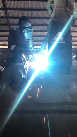 Part 226: The struggles of being a “WELDER” #fyp #creatorsearchinsights #welding #weldingtiktok