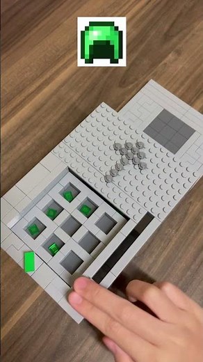 Crafting Minecraft Emerald Helmet BUT Lego?