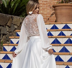 Lace Bride Robe With Train, Long Satin Bridal Robe, Pearl Silk Luxury Dressing Gown - Etsy