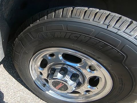 Michelin Agilis CrossClimate Tire Review #Michelin #goodyear #2500HD