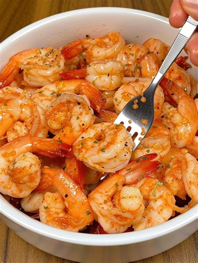 6.7K views · 64 reactions |  Garlic Butter Shrimp with Lemon & Herbs...
